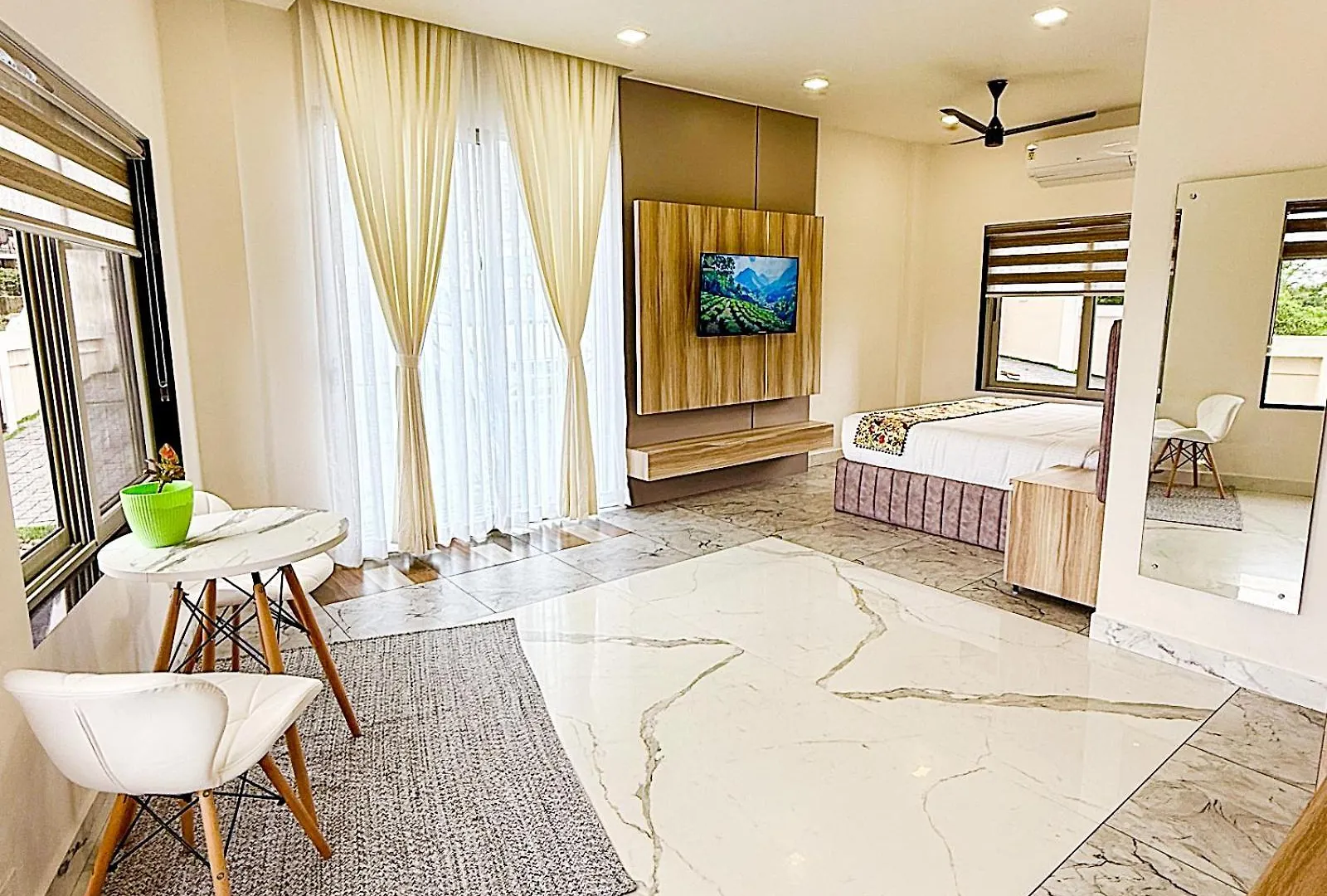 Lägenhetshotell Monsoon Mist Kerala Hotell Pīrmed Indien